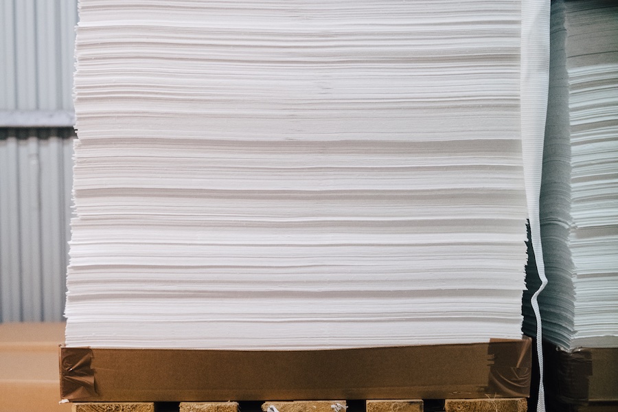 Stacked CIRCULOSE® sheets on pallet © 2025 Circulose / Donka