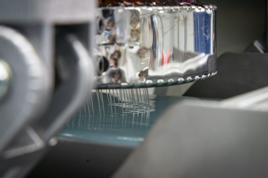 The FET-500 gel spinning system in action close up. © 2025 FET