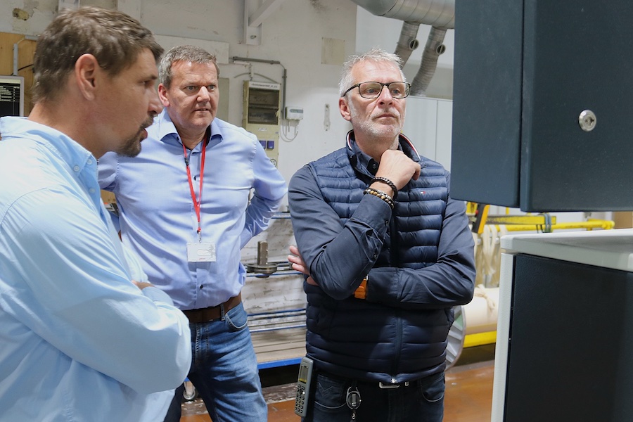 Discussion © 2025 KARL MAYER