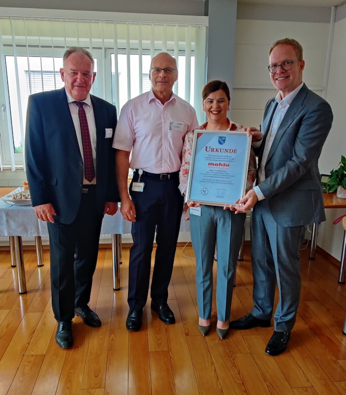 Congratulations and a certificate from the mayor © 2025 Mahlo