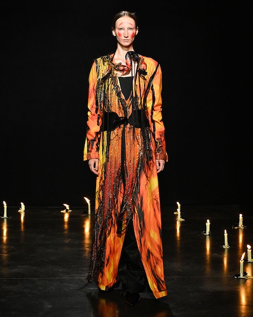 Runway photos © Mika Inoue<br />
