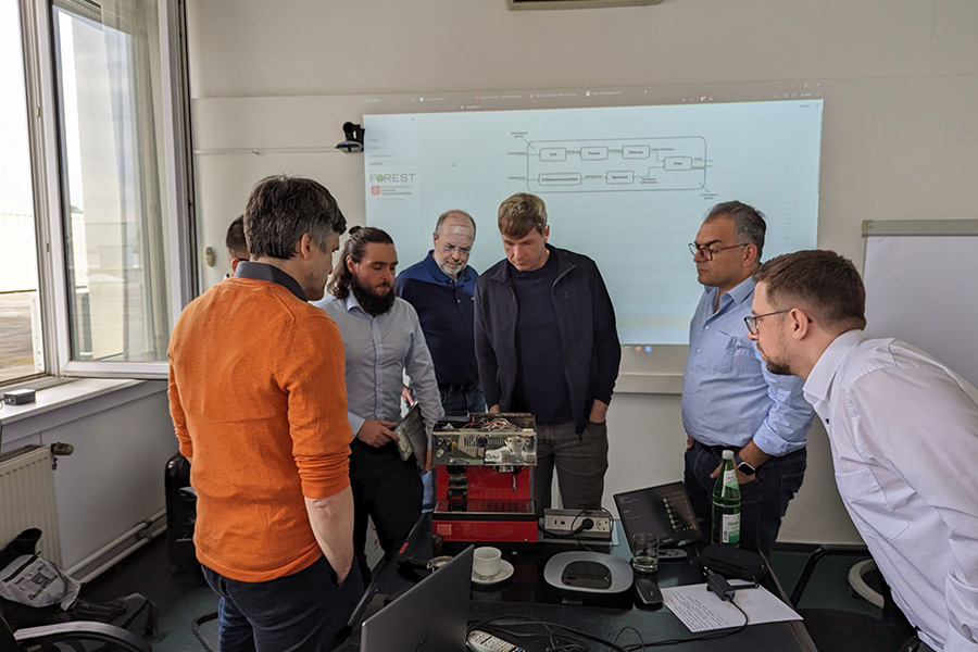 (c) 2025 ITA - Digicafé in action