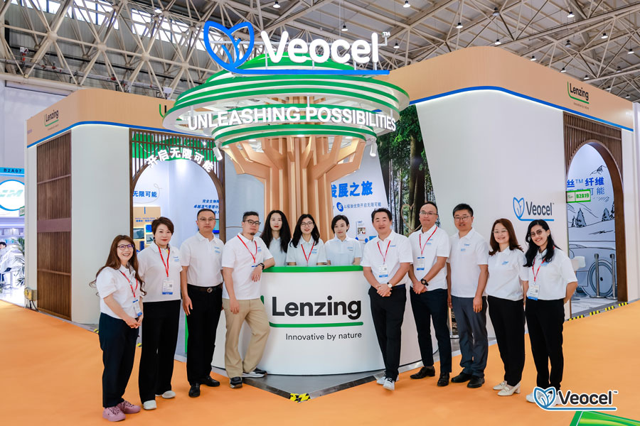 (c) 2025 Lenzing Group - Lenzing at CIDPEX 2025